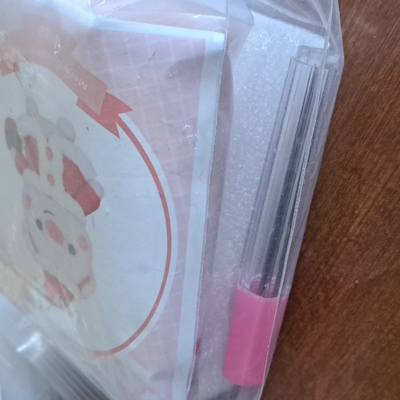 Pig diy wool felt & tool kit/ BUNDLE ONLY 2or more items - Picture 3 of 4